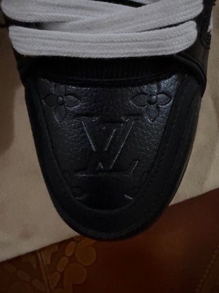 Sneakers Louis Vuitton Nere