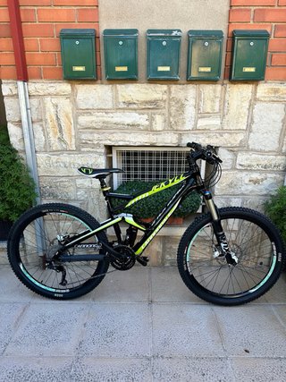 Bicicleta Cannondale Jekyll