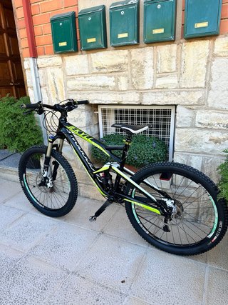 Bicicleta Cannondale Jekyll
