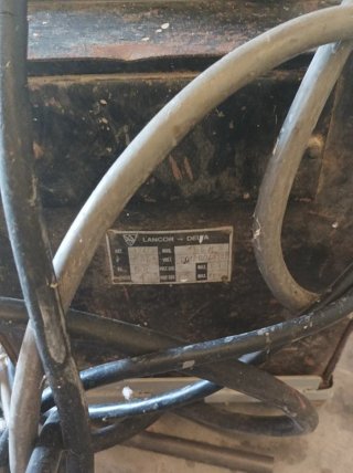 Máquina de soldar Lancor Delta y pantalla
