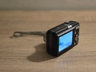 Camara Nikon Coolpix L101 con funda