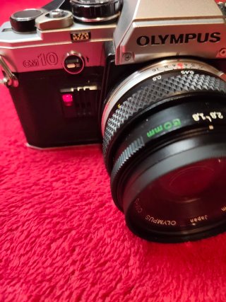 Olympus OM 10 Cámara Analógica