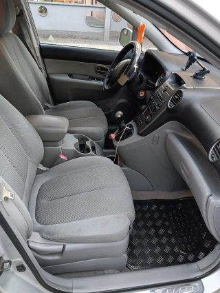 KIA Carens 2008