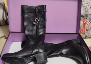 Botas altas negras de piel