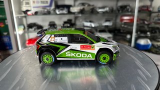 Skoda fabia r5 kalle rovampera escala 1:24