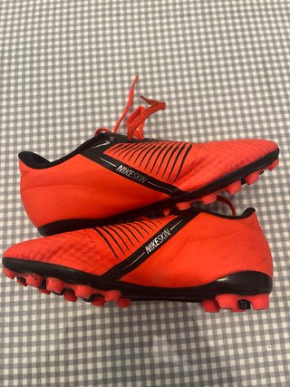 Botas de fútbol Nike Phantom VNM