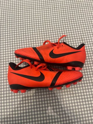 Botas de fútbol Nike Phantom VNM