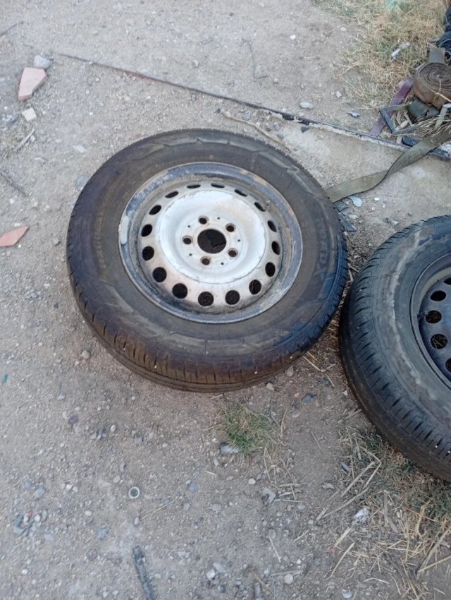 Pareja neumáticos Mercedes Vito 195/70R15C