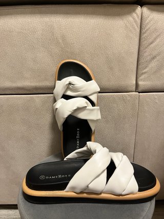 Ciabatte donna con intreccio