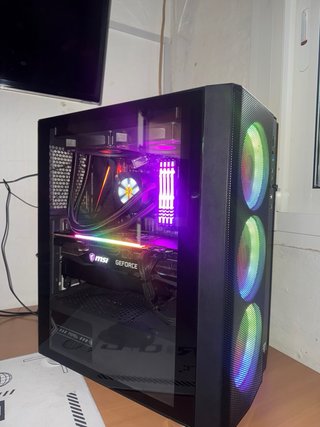 PC GAMING 2K