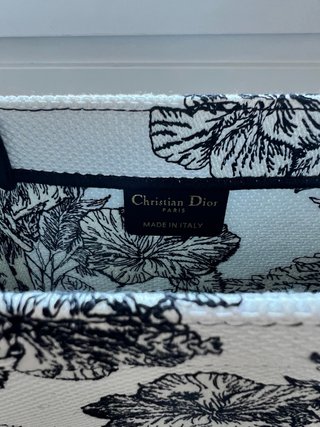 DIOR BOOK TOTE GRANDE