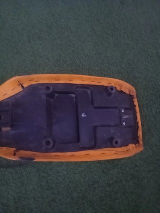 Asiento Derbi B3 75
