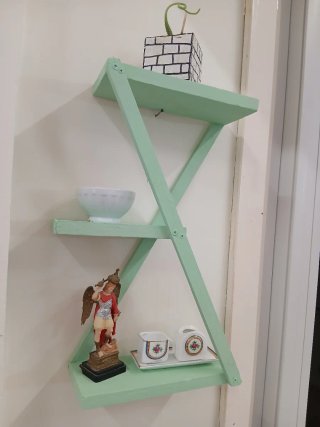 Scaffale portaoggetti da parete