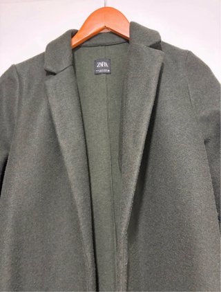 Abrigo Zara Verde Oliva
