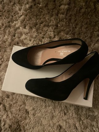 Zapatos tacón ante negro Gloria Ortiz T.37