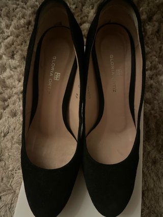 Zapatos tacón ante negro Gloria Ortiz T.37