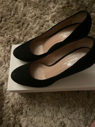 Zapatos tacón ante negro Gloria Ortiz T.37