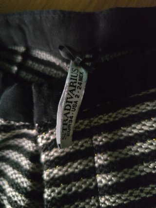 Calções Stradivarius Riscas Preto/Branco