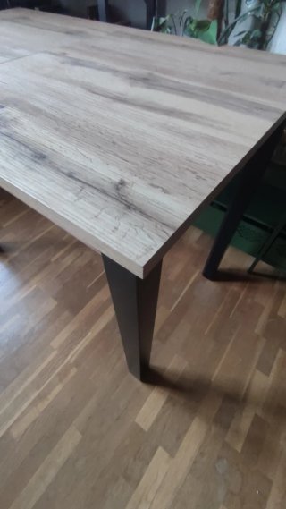 Mesa de comedor extensible de madera