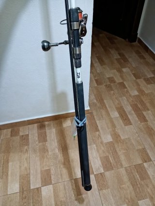 Caña de pescar daiwa spitfire