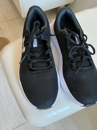 Zapatillas deportivas Under Armour negras