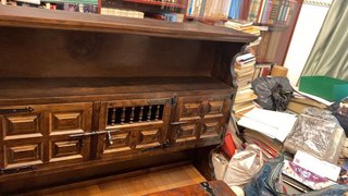 Mueble Castellano Robusto Madera Maciza