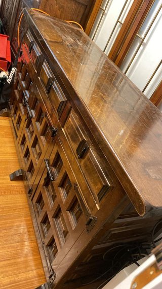 Mueble Castellano Robusto Madera Maciza