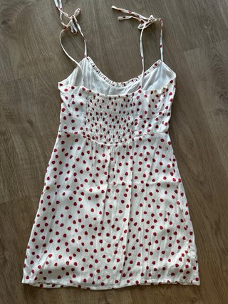 Vestido corto estampado PULL&BEAR talla M