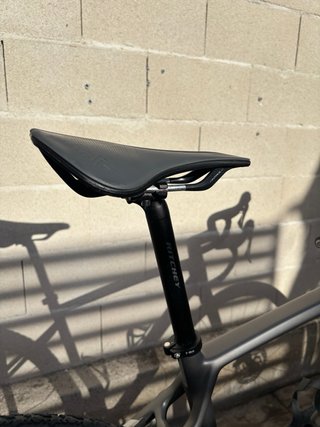 Bicicleta Gravel Wilier Jena