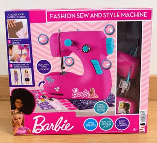 Máquina de Coser Barbie Fashion Sew and Style