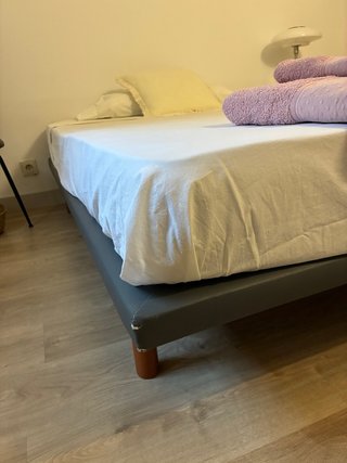 Colchón como nuevo y somier 135 cm súper cómodo
