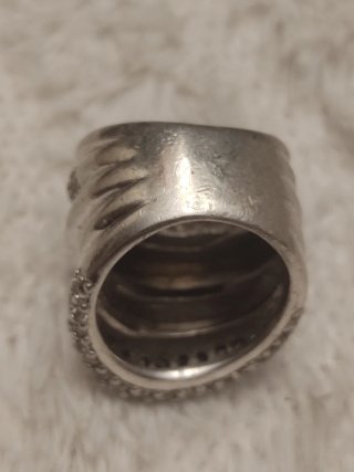 Anillo con circonitas