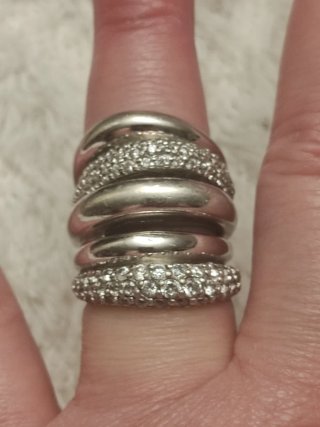 Anillo con circonitas