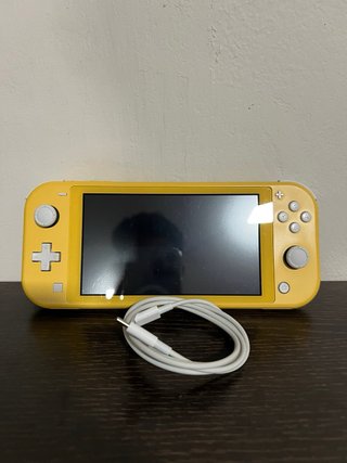 Nintendo Switch Lite Giallo