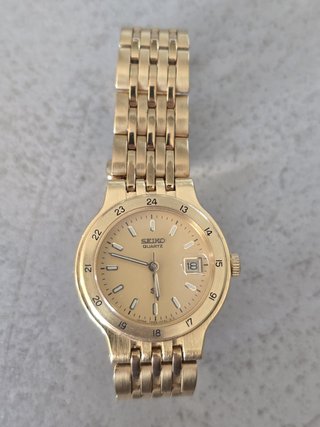 Reloj Seiko Quartz Mujer Dorado
