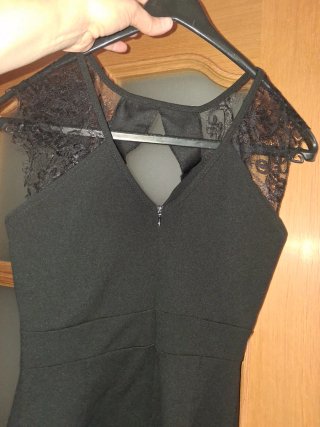 Vestido negro fiesta encaje