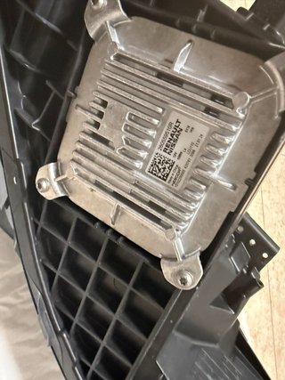 Faro LED Hella Renault