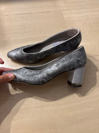 Zapatos de tacón de piel VOSSO grises