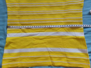 Jersey amarillo Liu jo talla XS.