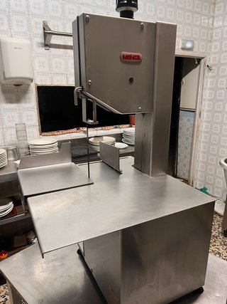 Sierra de cinta Mainca para carne