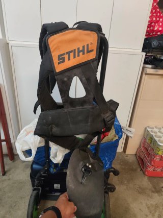 Chaleco y casco desbrozar STIHL