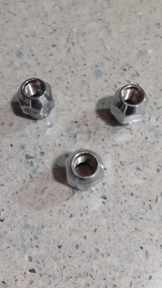 TUERCAS RUEDA NISSAN