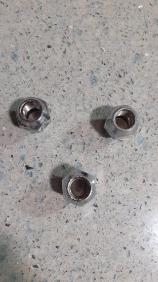 TUERCAS RUEDA NISSAN