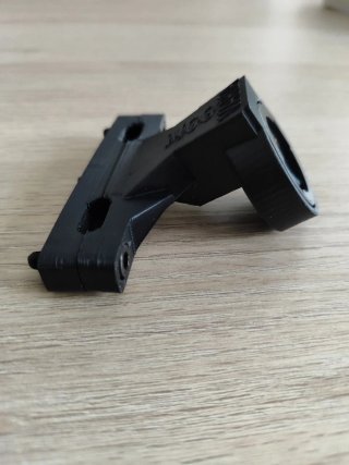 Soporte raíles diagonal luz GARMIN VARIA