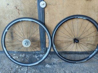 Ruedas Giant PR-2 Carretera. Con cassette Shimano
