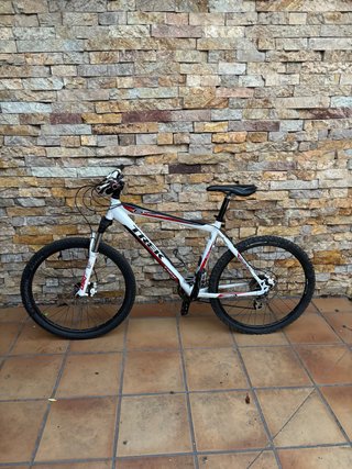 Bicicleta Trek Serie 6300