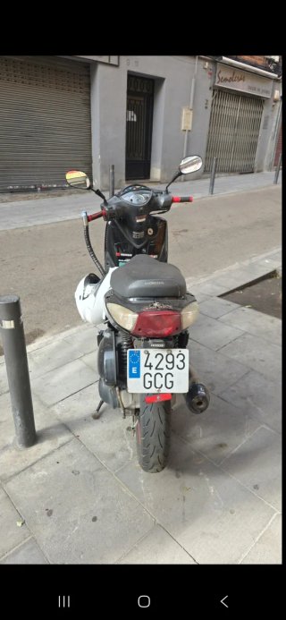 Honda Scooter Negra