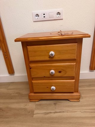 Armario,2cabeceros,mesilla,escritorio, madera