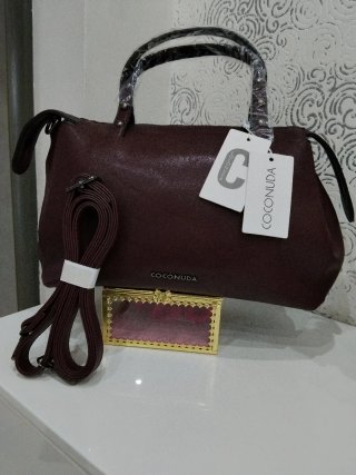 Borsa Coconuda bordeaux che va nel Marrone