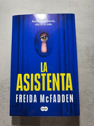 La asistenta